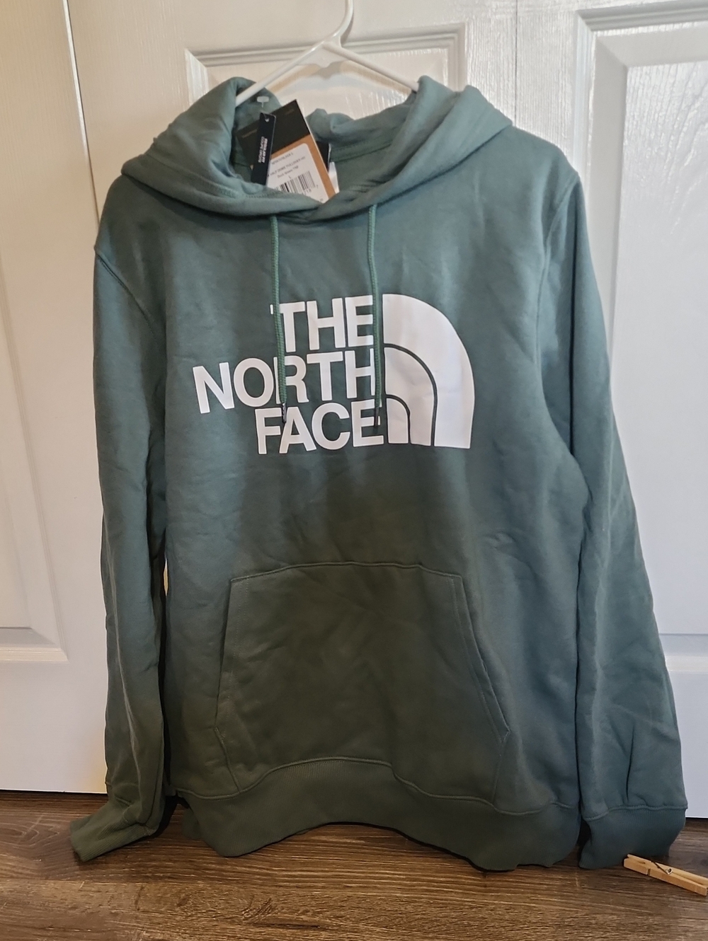 The North Face Men's Hoodie - Duck Green Logo Pullover